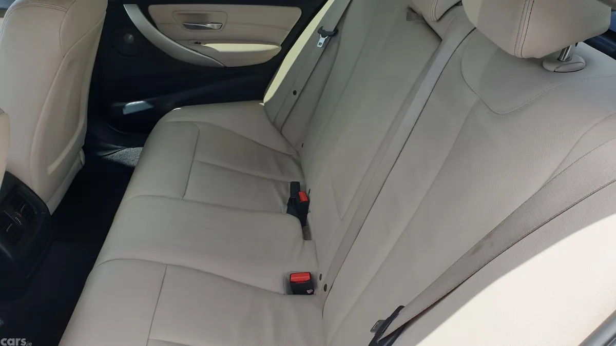BMW 3-Series Saloon, Diesel, 2014, Black