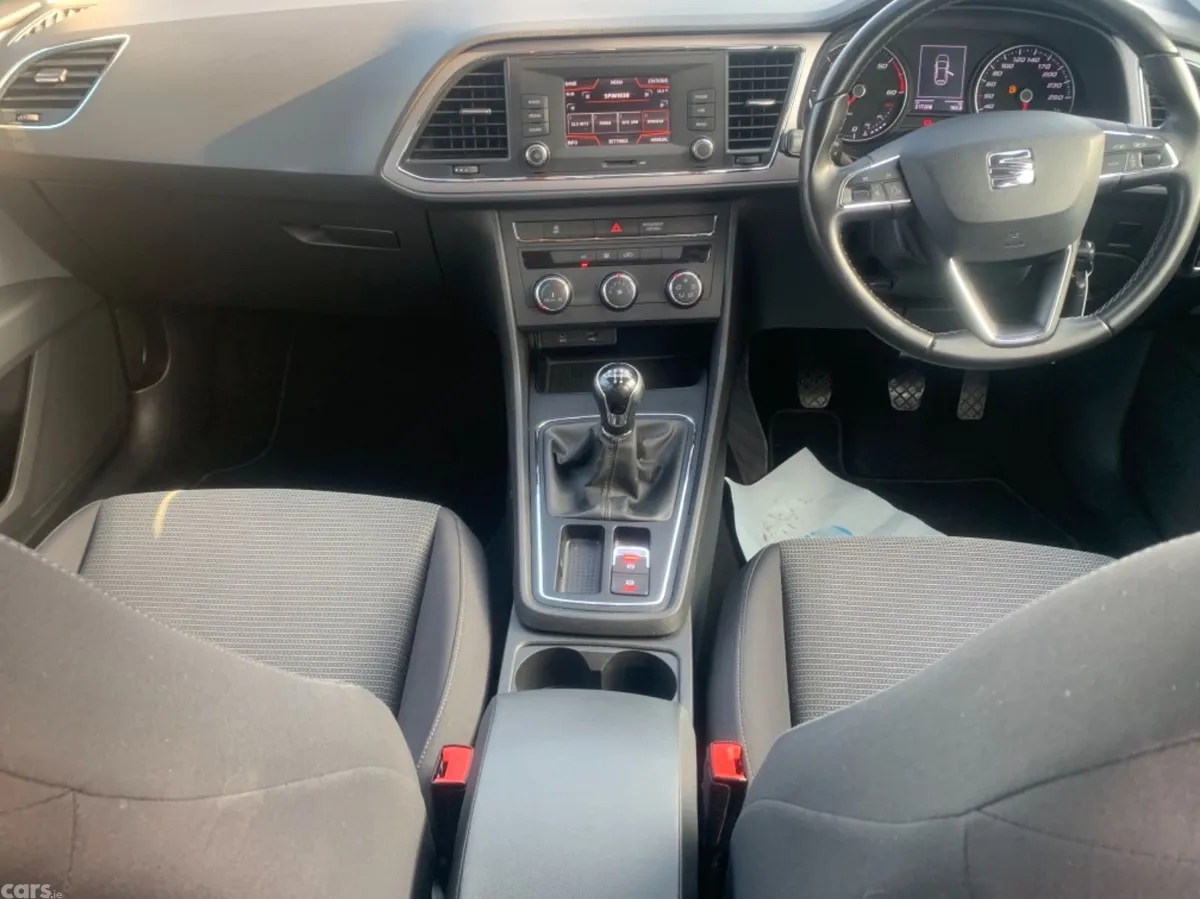 SEAT Leon Estate, Diesel, 2018, Blue