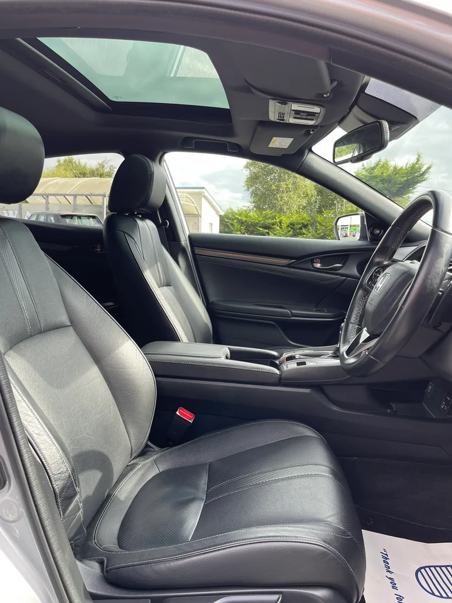 Honda Civic Hatchback, Petrol, 2017, Grey