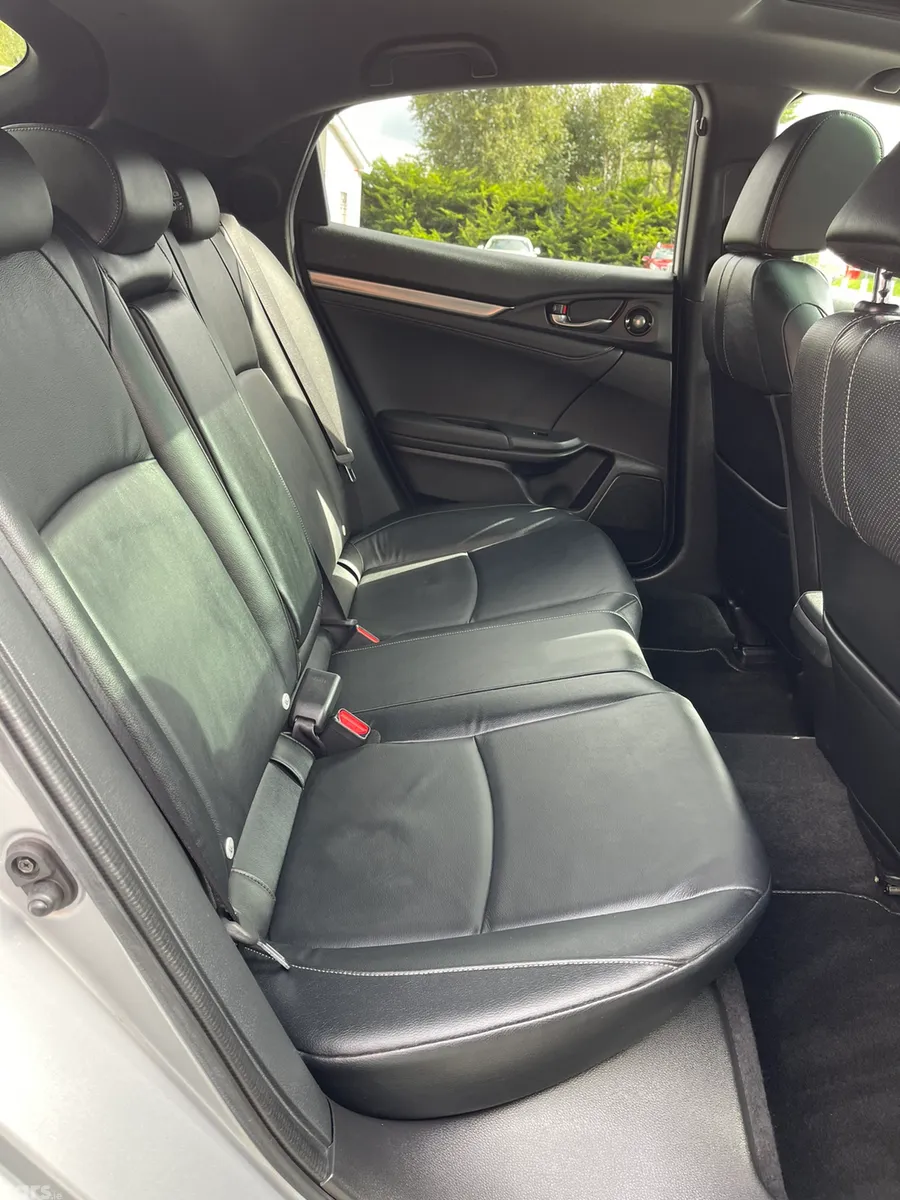 Honda Civic Hatchback, Petrol, 2017, Grey