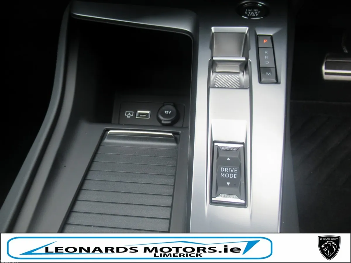 Peugeot 308 Hatchback, Petrol Hybrid, 2026, Green