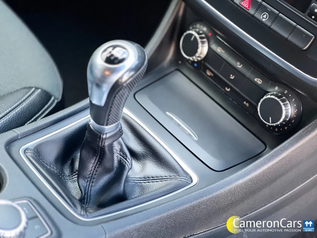 Mercedes-Benz A-Class Hatchback, Diesel, 2015, Silver