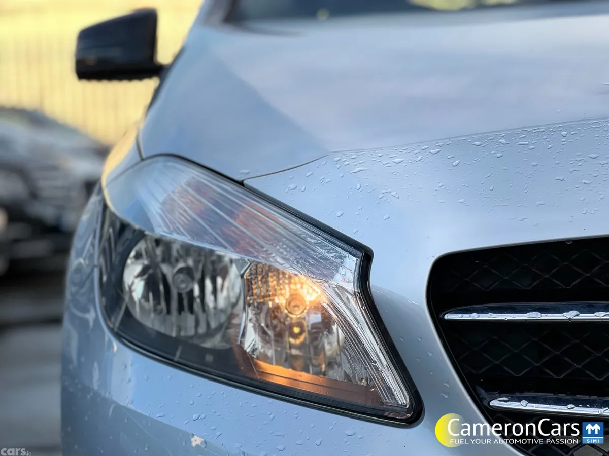 Mercedes-Benz A-Class Hatchback, Diesel, 2015, Silver
