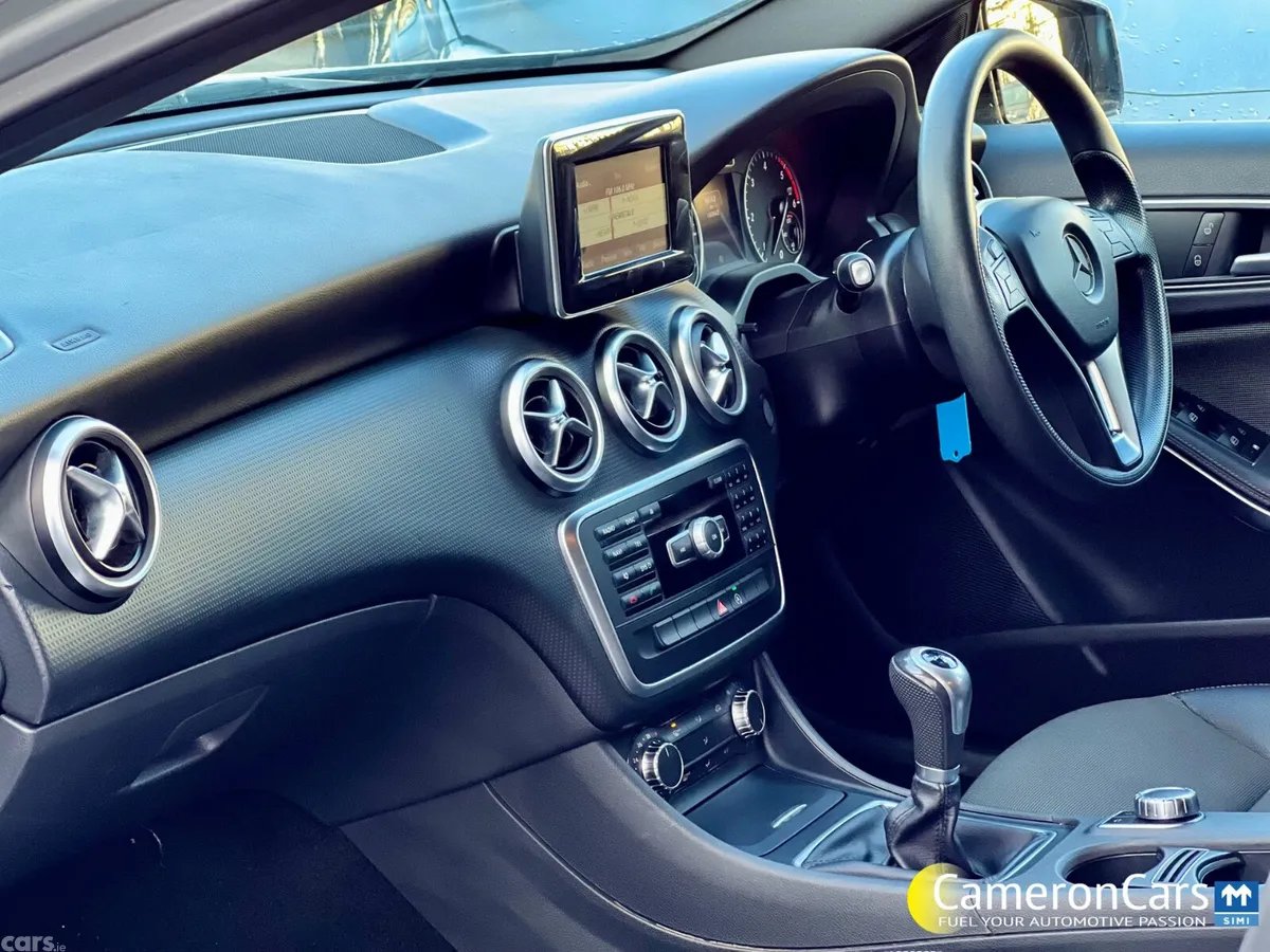 Mercedes-Benz A-Class Hatchback, Diesel, 2015, Silver