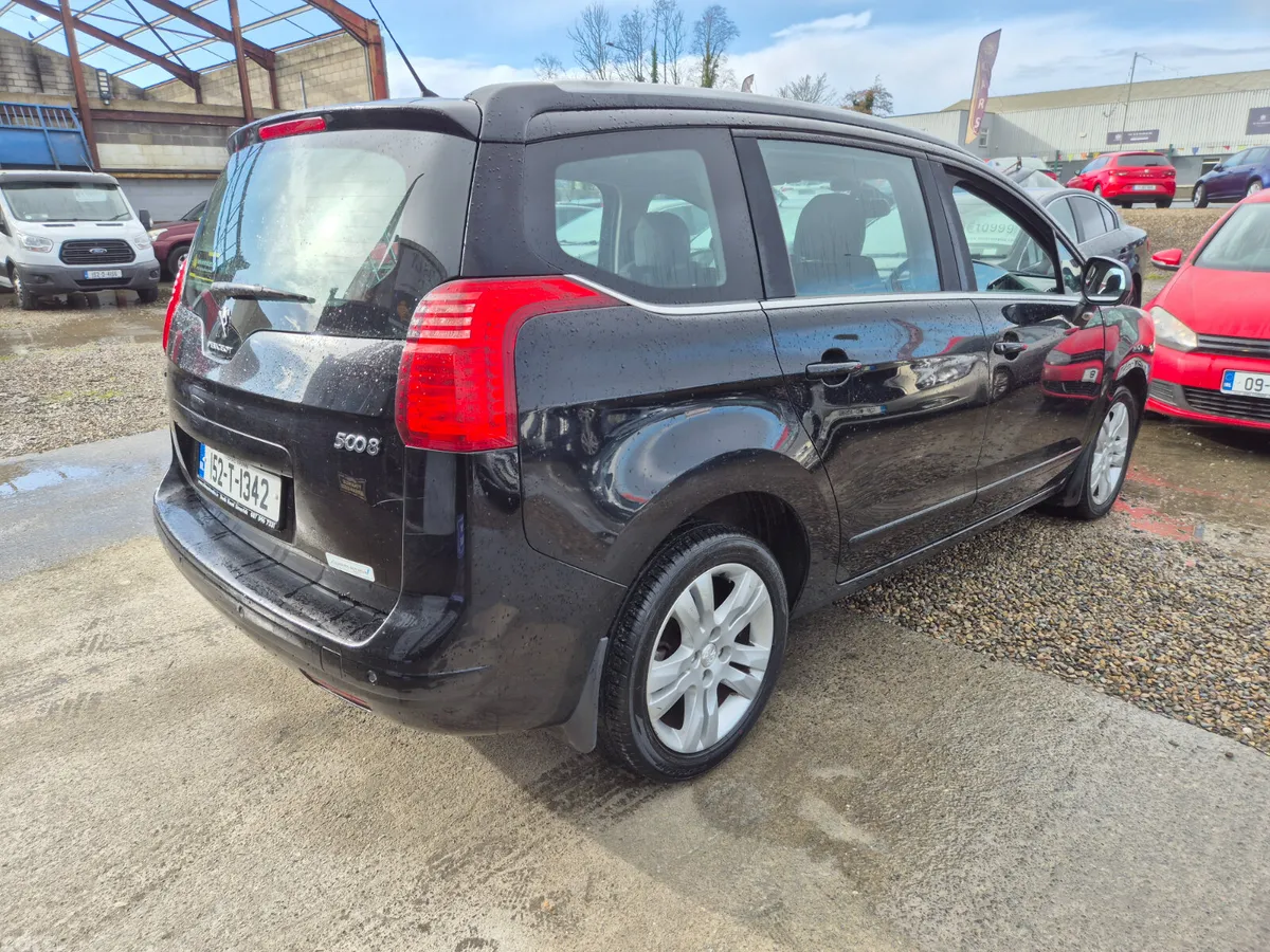 Peugeot 5008 MPV, Diesel, 2015, Black