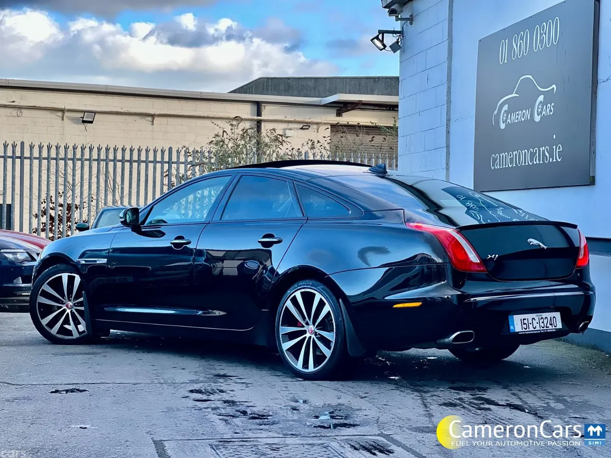 Jaguar XJ Saloon, Diesel, 2015, Black