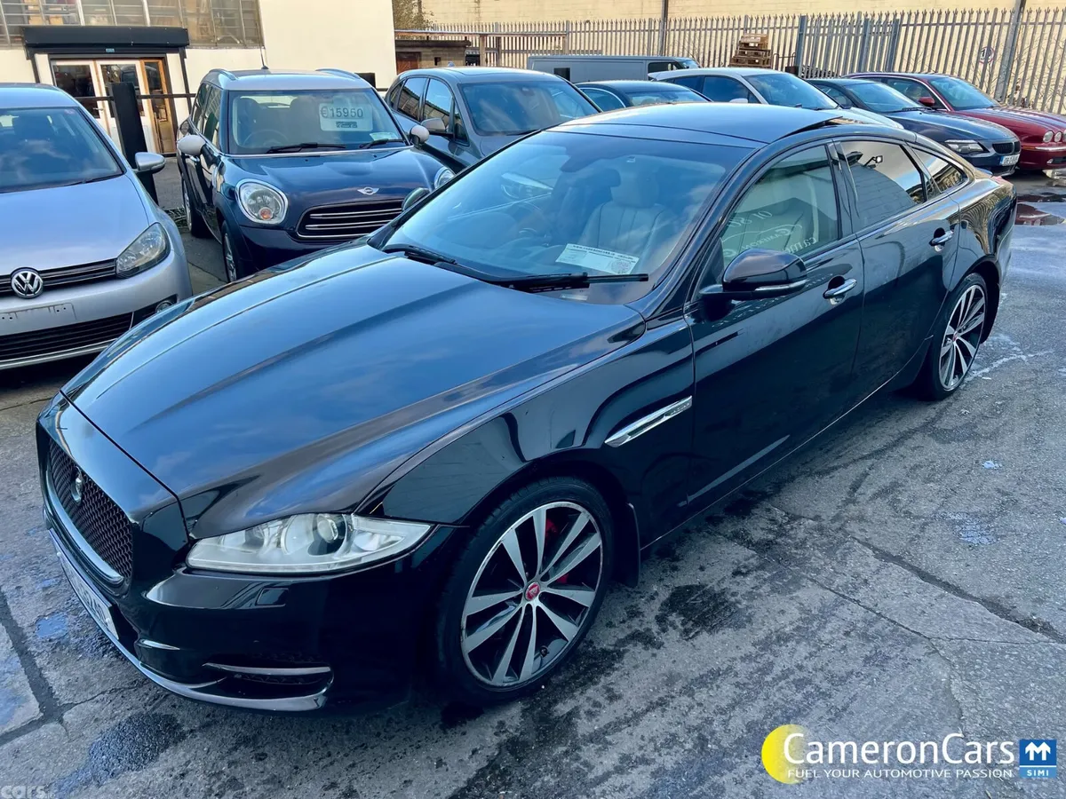 Jaguar XJ Saloon, Diesel, 2015, Black