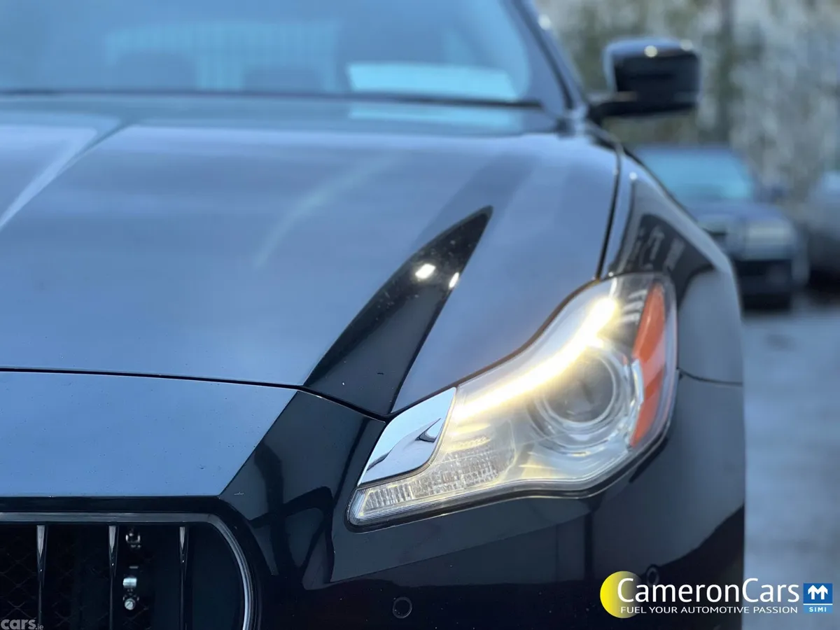 Maserati Quattroporte Saloon, Petrol, 2015, Black