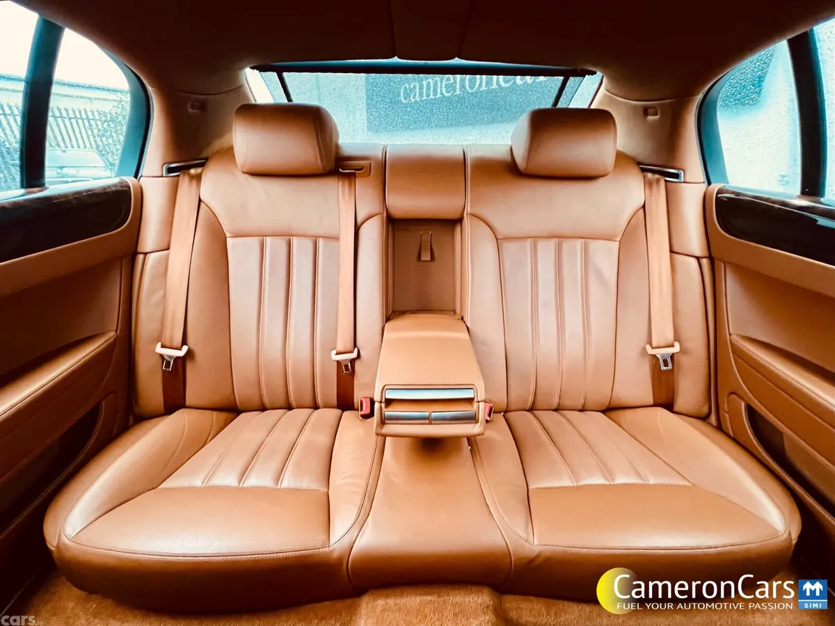 Bentley Flying Spur Saloon, Petrol, 2007, Black