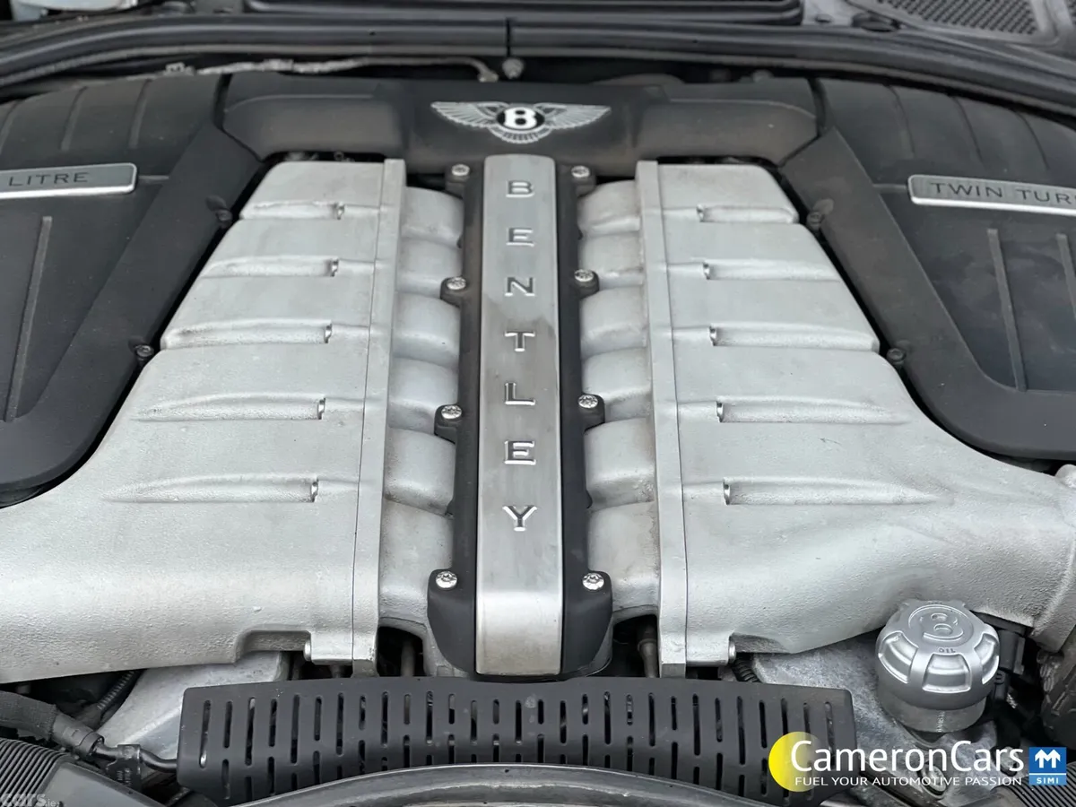 Bentley Flying Spur Saloon, Petrol, 2007, Black