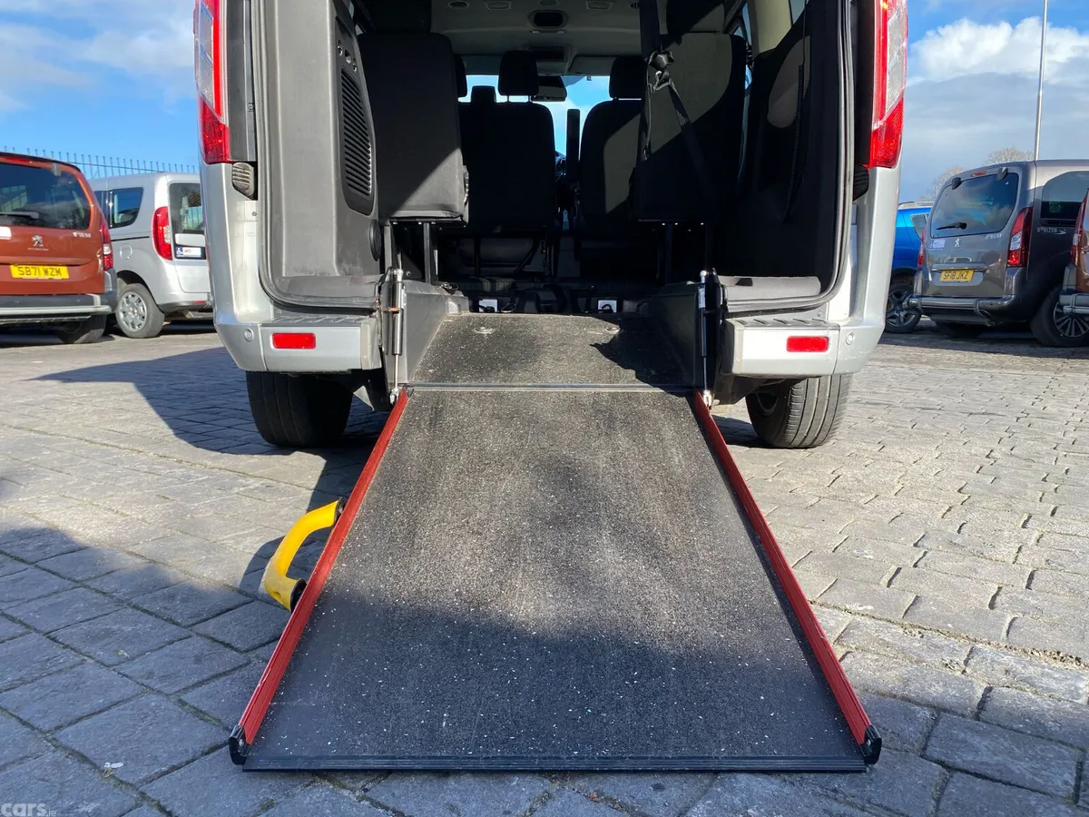 Ford Tourneo MPV, Diesel, 2017, Silver
