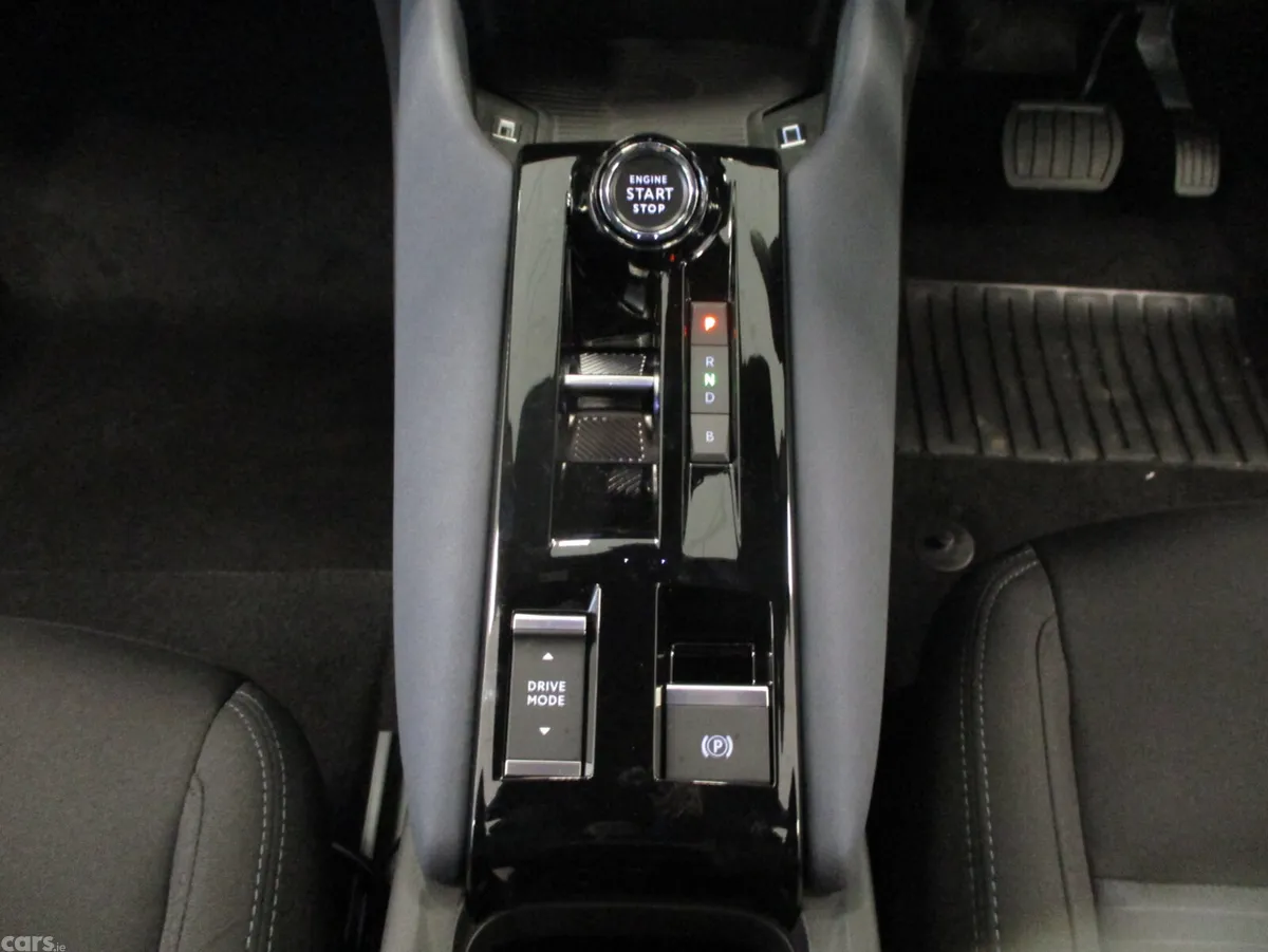 Alfa Romeo Junior SUV, Electric, 2026, Grey