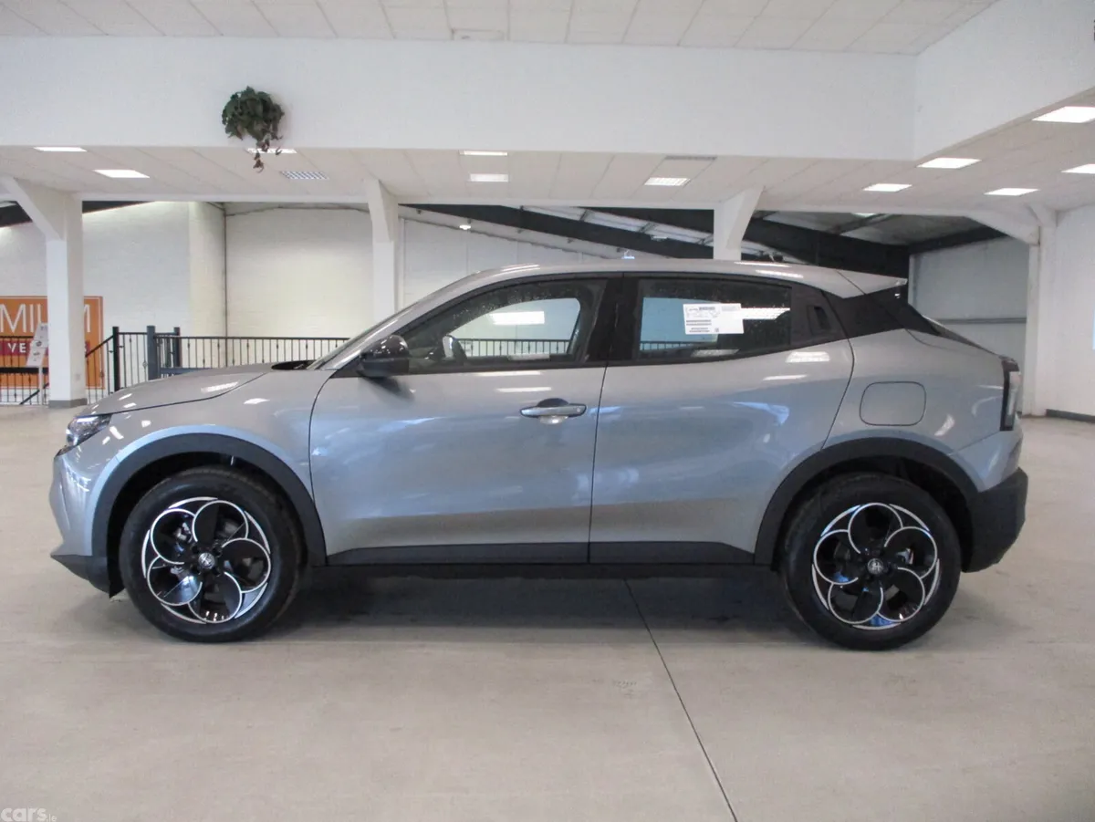 Alfa Romeo Junior SUV, Electric, 2026, Grey