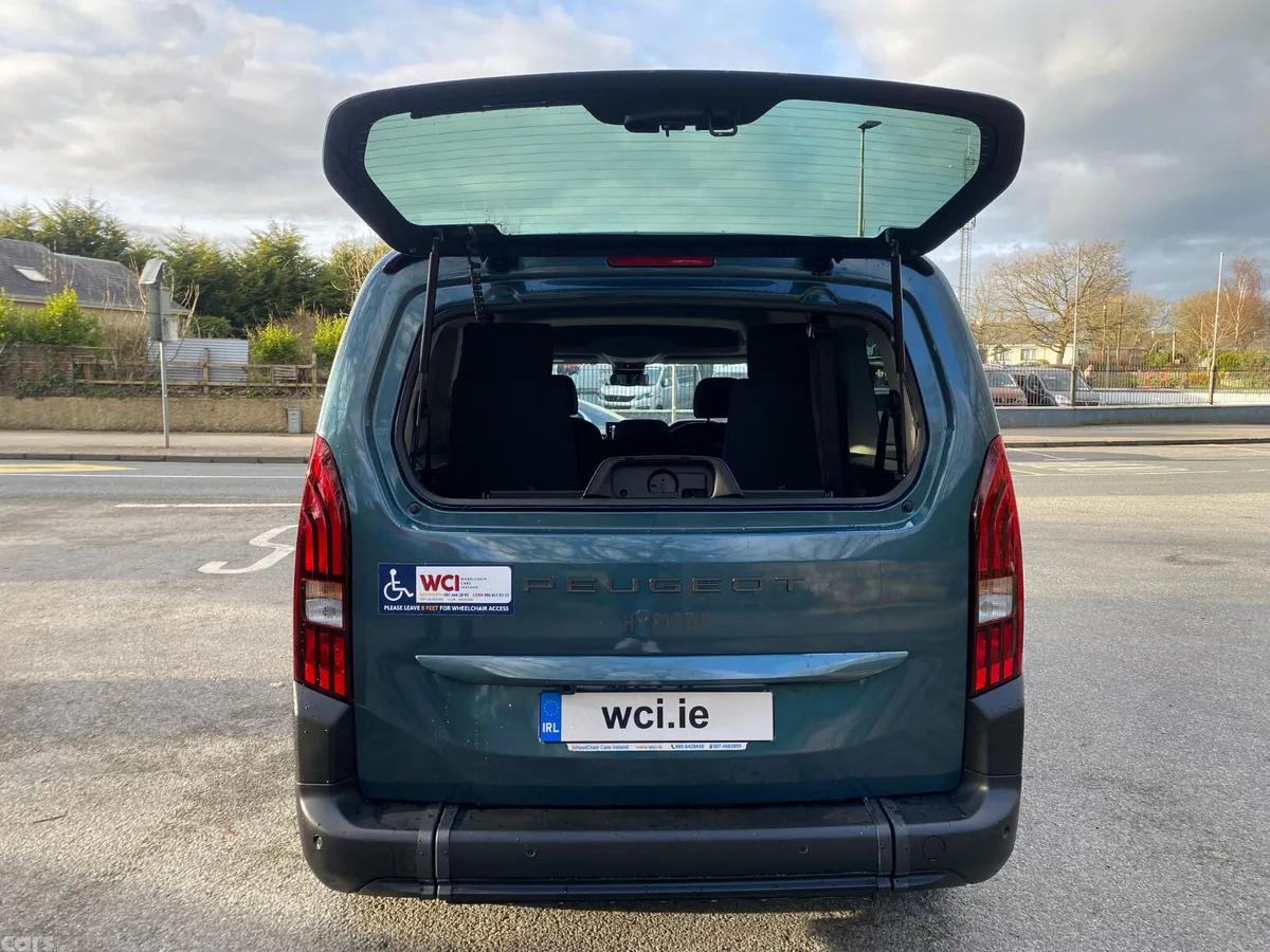 Peugeot Rifter MPV, Diesel, 2026, Blue
