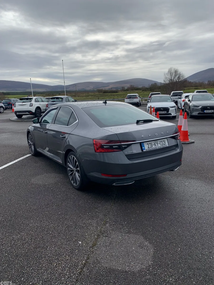 Skoda Superb Saloon, Diesel, 2023, Grey