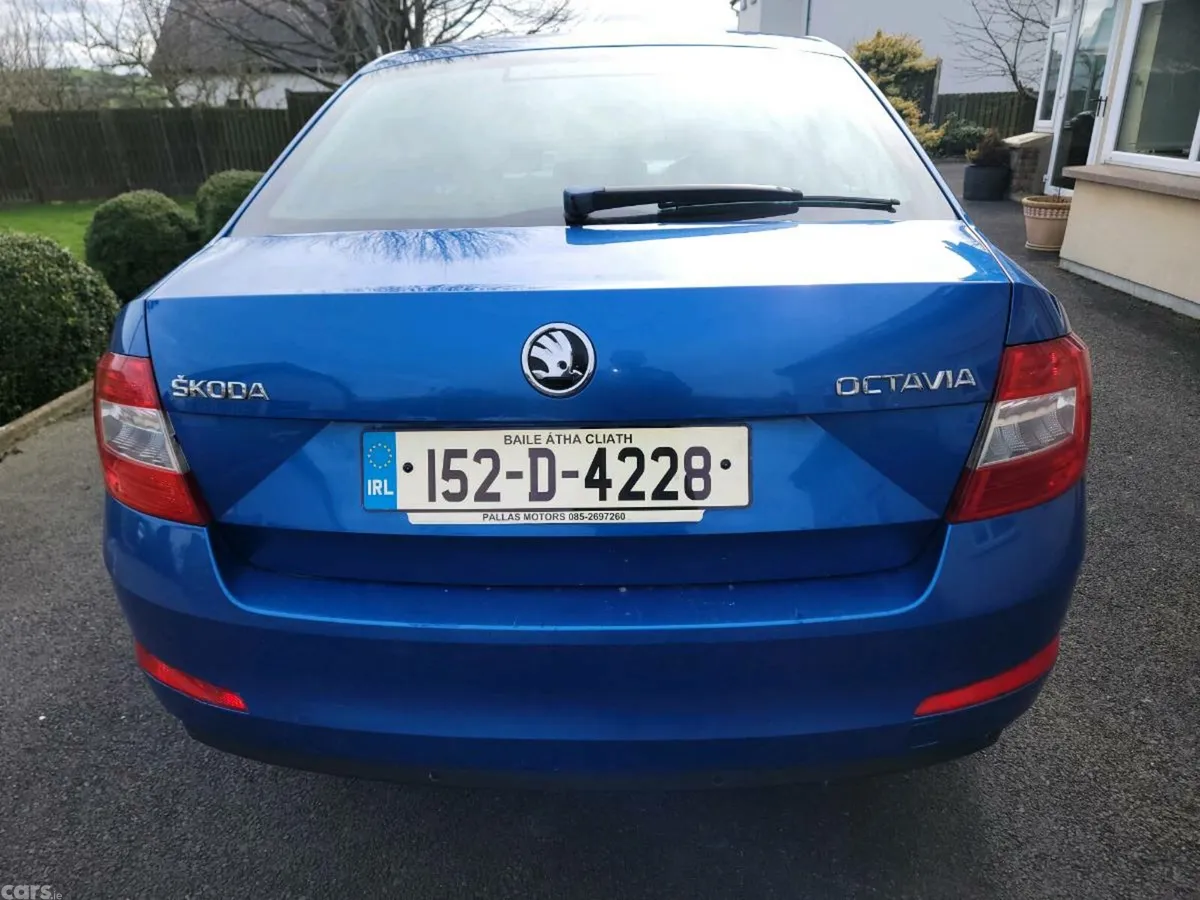 Skoda Octavia Saloon, Diesel, 2015, Blue
