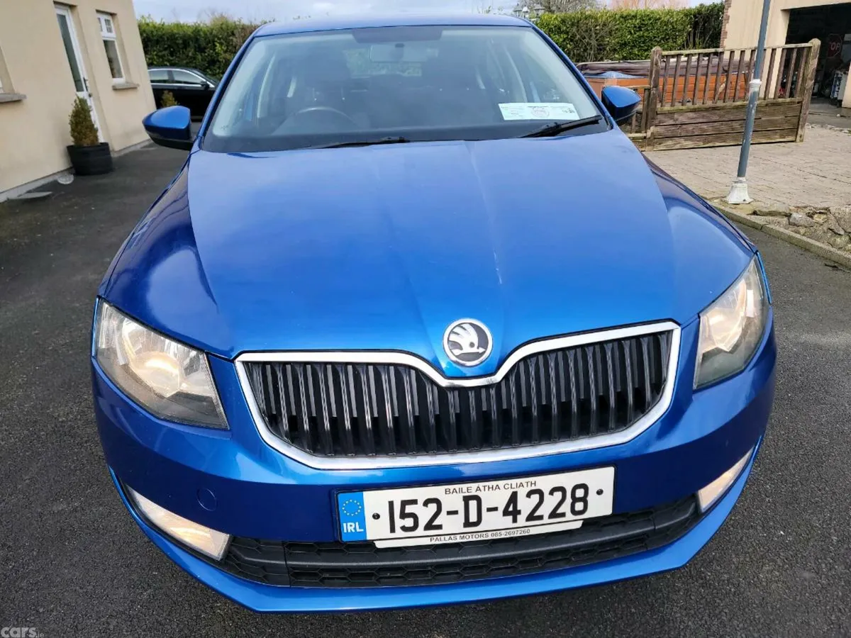 Skoda Octavia Saloon, Diesel, 2015, Blue