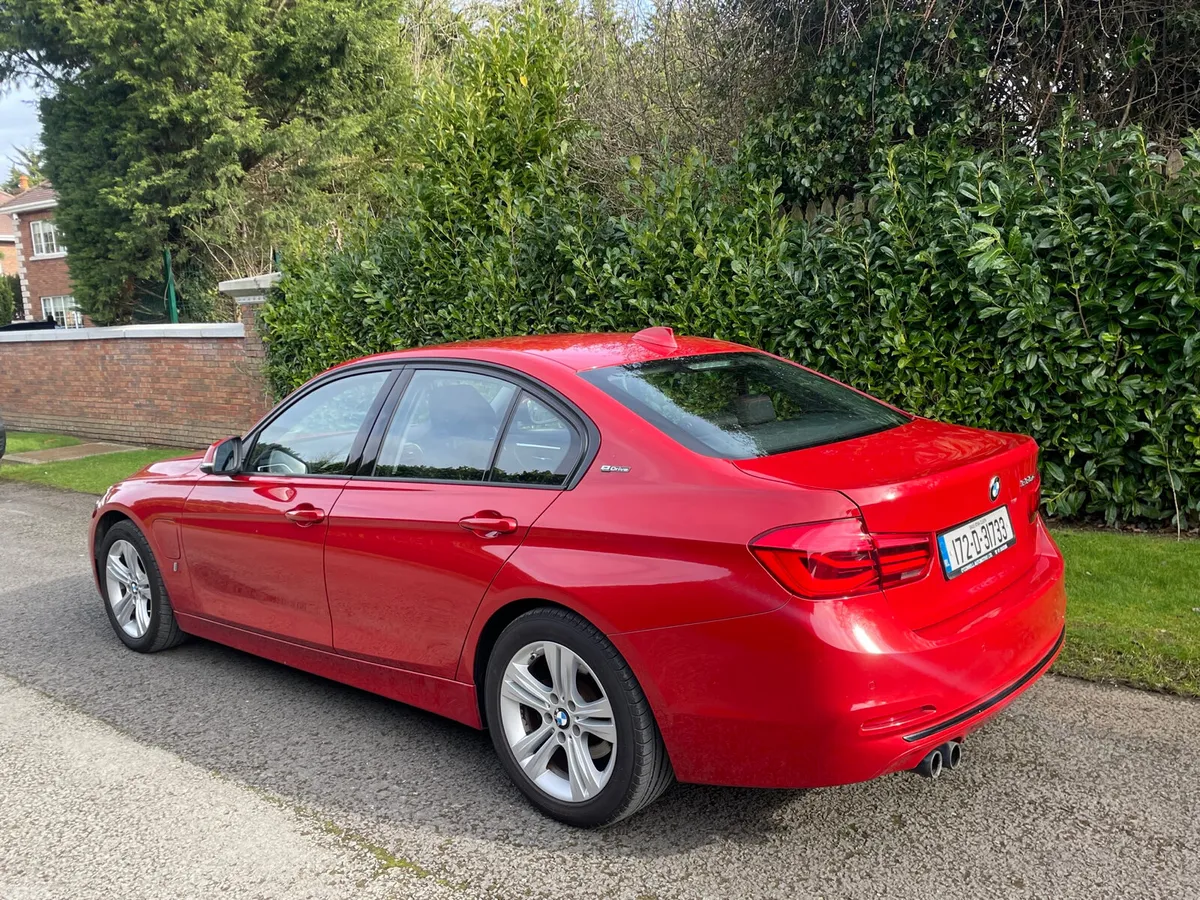 BMW 3-Series Saloon, Petrol Plug-in Hybrid, 2017, Red