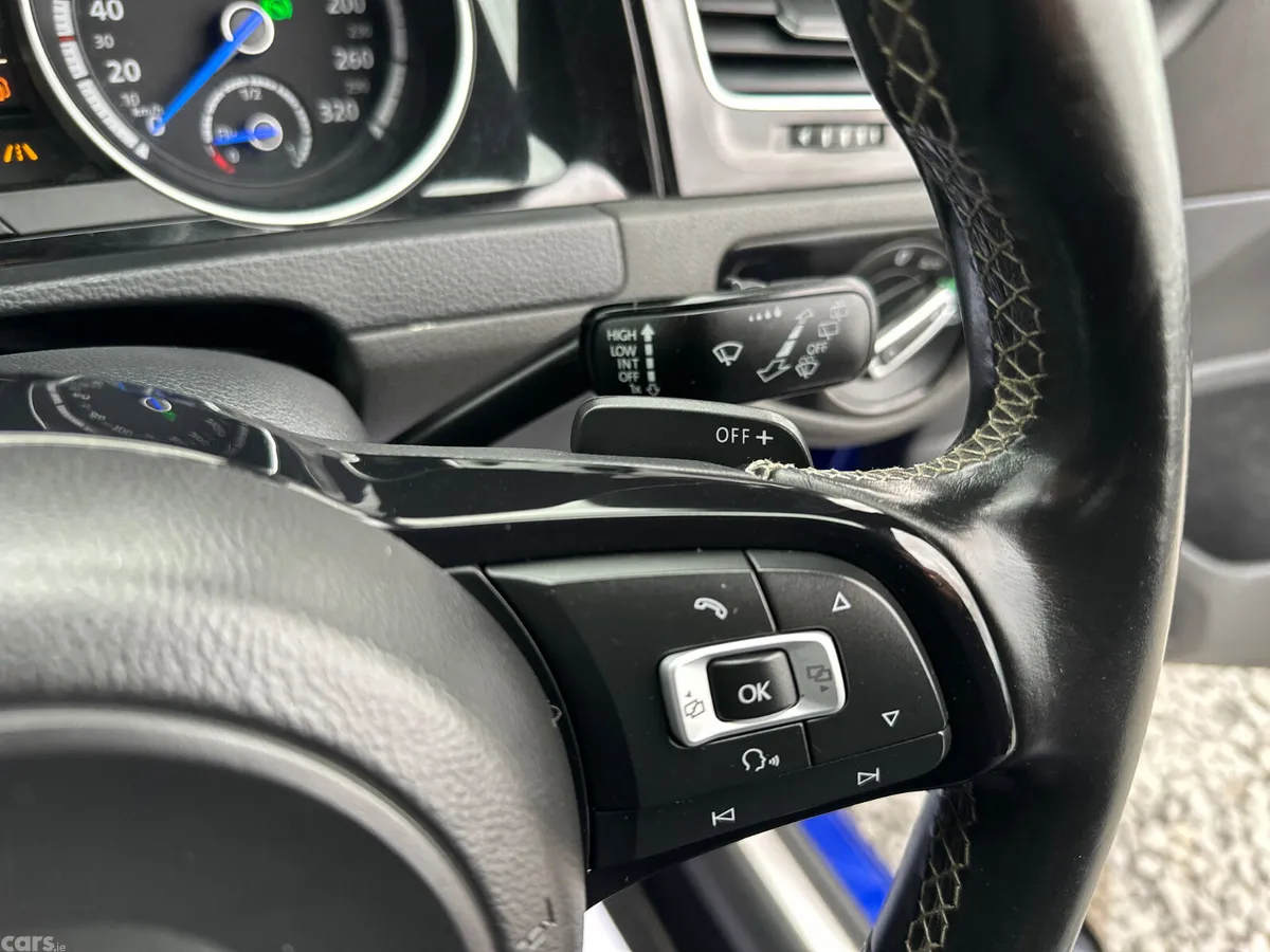 Volkswagen Golf Hatchback, Petrol, 2016, Blue