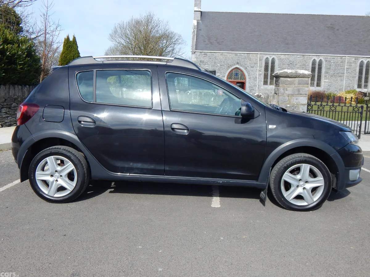 Dacia Sandero Stepway Hatchback, Diesel, 2014, Black