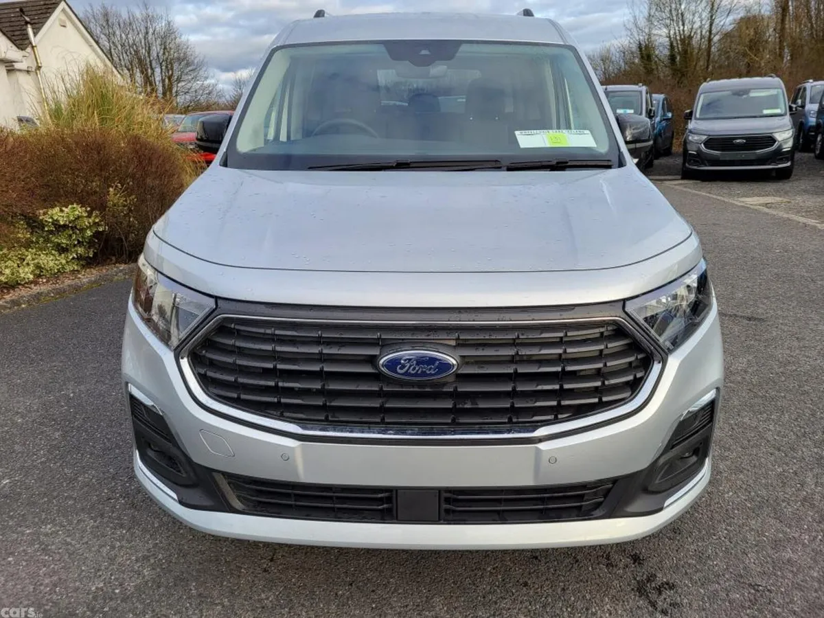 Ford Tourneo Connect MPV, Diesel, 2026, Silver