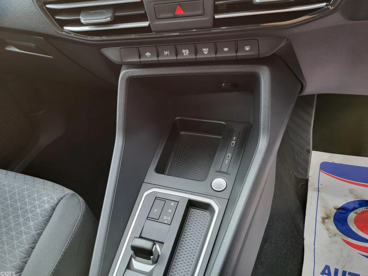 Ford Tourneo Connect MPV, Diesel, 2026, Silver