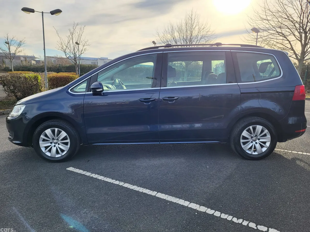 Volkswagen Sharan MPV, Diesel, 2015, Blue