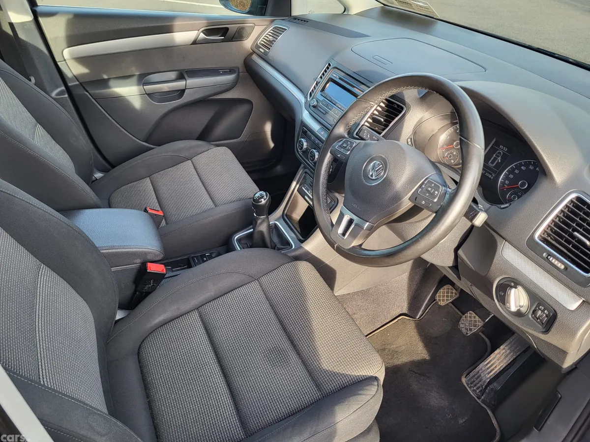 Volkswagen Sharan MPV, Diesel, 2015, Blue