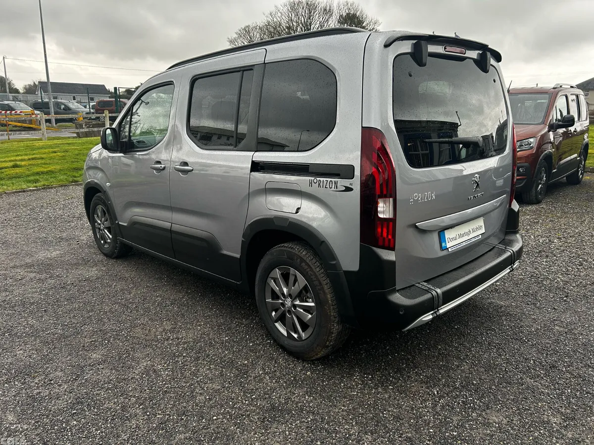 Peugeot Rifter MPV, Diesel, 2024, Grey