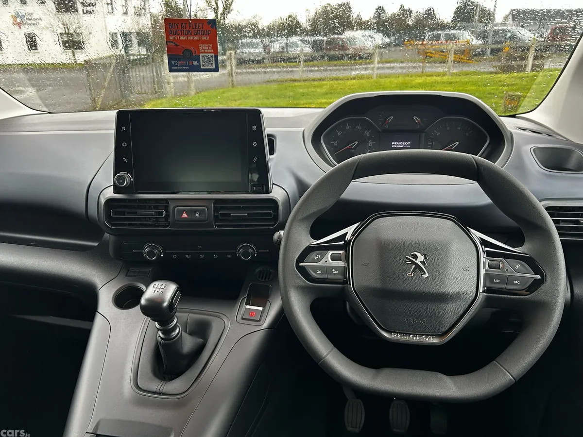Peugeot Rifter MPV, Diesel, 2024, Grey