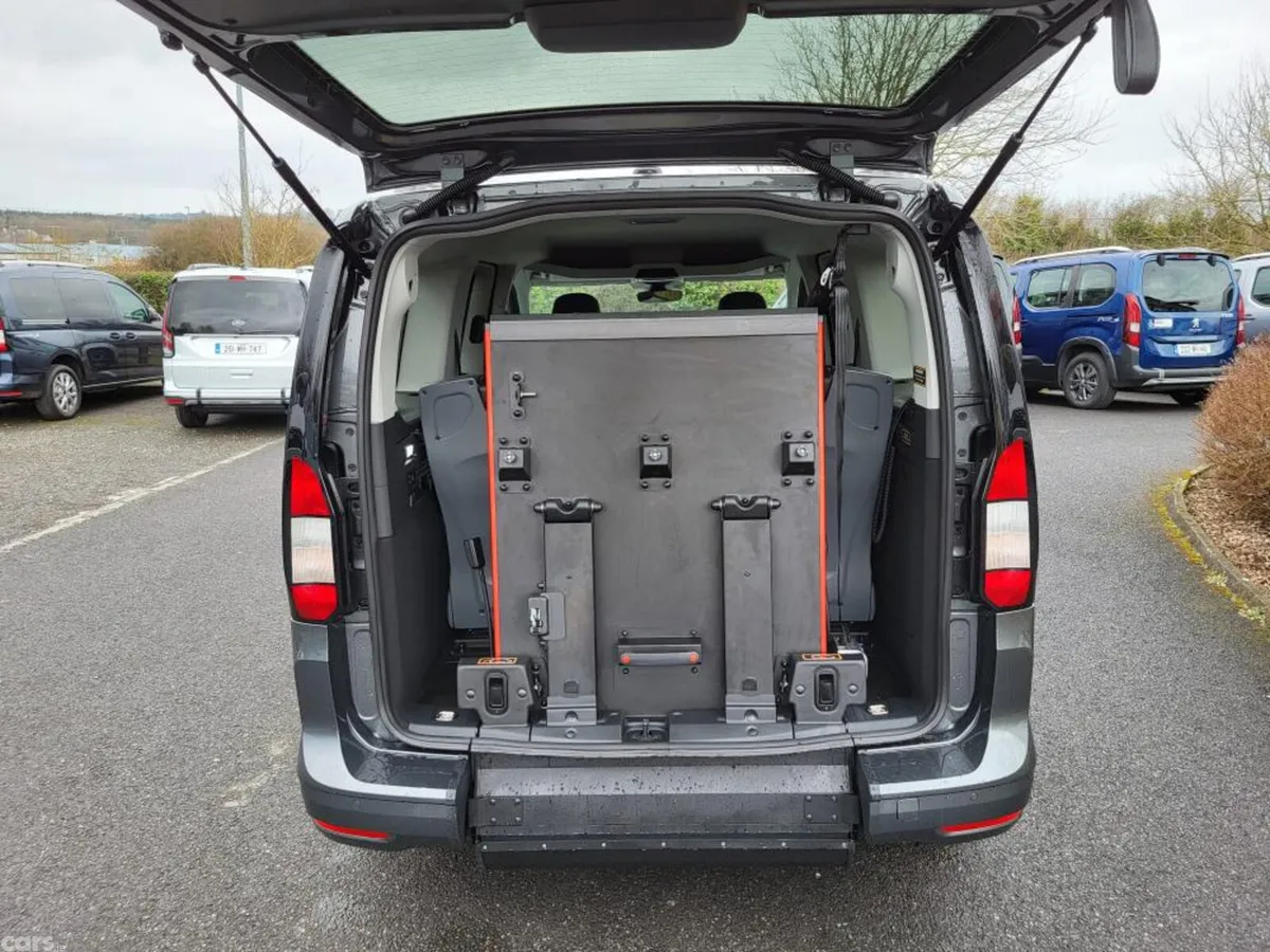 Ford Tourneo Connect MPV, Diesel, 2025, Grey