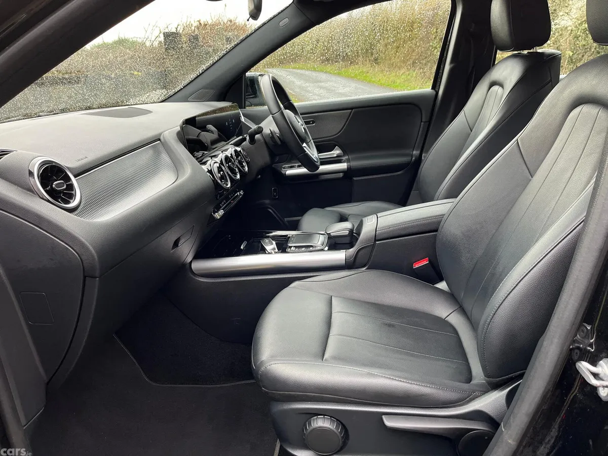 Mercedes-Benz GLA SUV, Diesel, 2023, Black