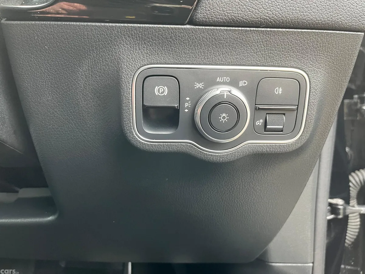 Mercedes-Benz GLA SUV, Diesel, 2023, Black