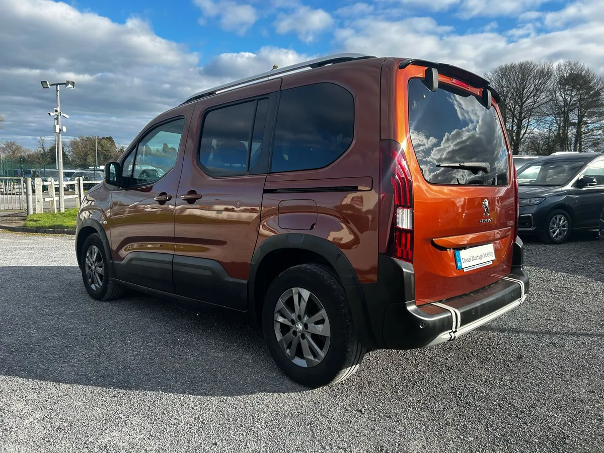 Peugeot Rifter MPV, Diesel, 2022, Bronze