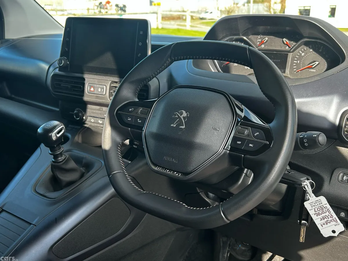 Peugeot Rifter MPV, Diesel, 2022, Bronze