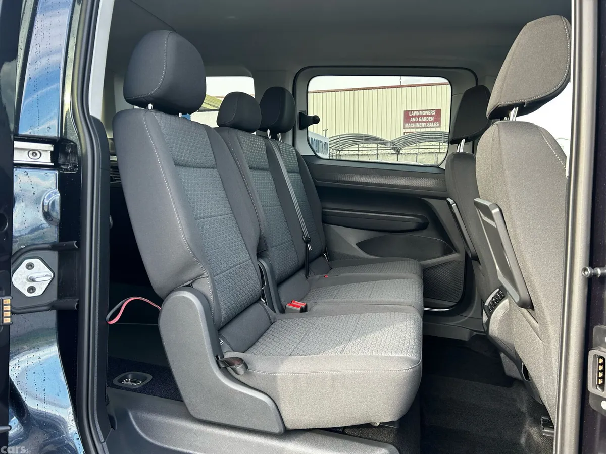 Ford Tourneo Connect MPV, Diesel, 2027, Blue