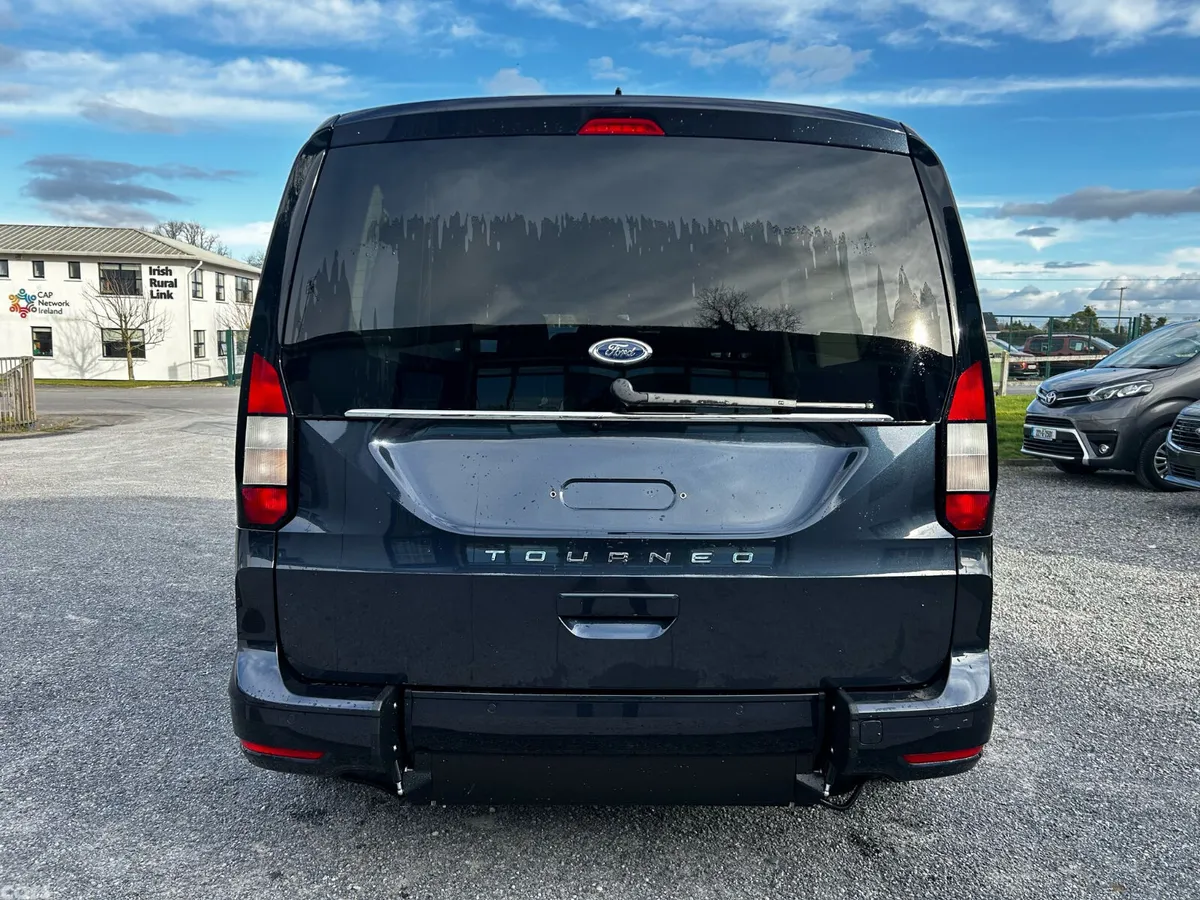 Ford Tourneo Connect MPV, Diesel, 2027, Blue