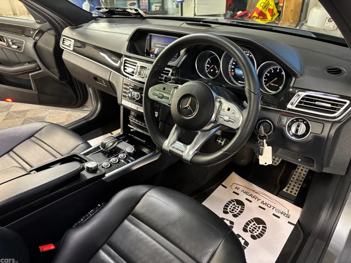 Mercedes-Benz E-Class Saloon, Petrol, 2014, Silver
