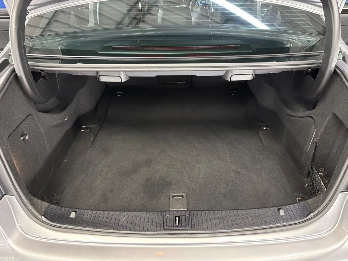Mercedes-Benz E-Class Saloon, Petrol, 2014, Silver