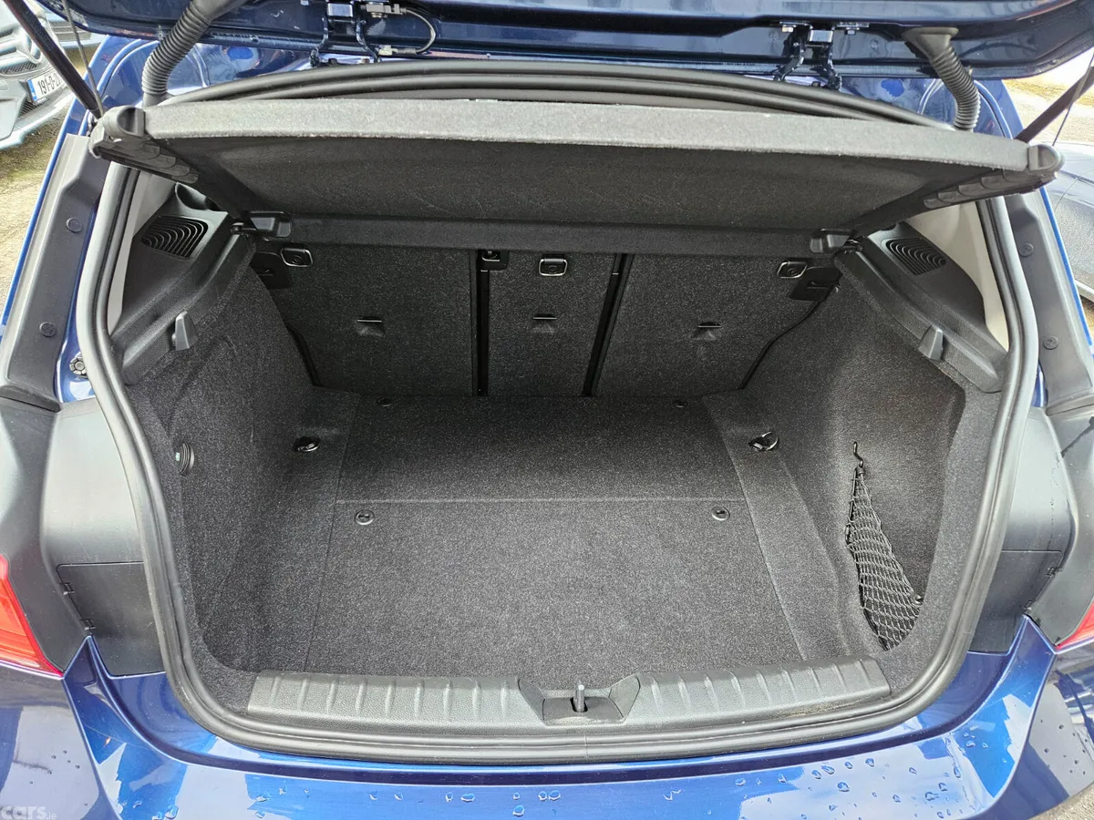 BMW 1-Series Hatchback, Diesel, 2019, Blue