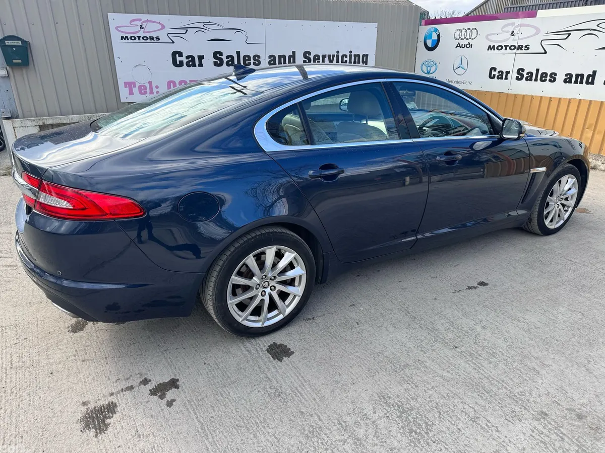 Jaguar XF Saloon, Diesel, 2013, Blue