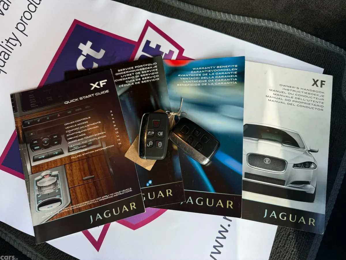 Jaguar XF Saloon, Diesel, 2013, Blue