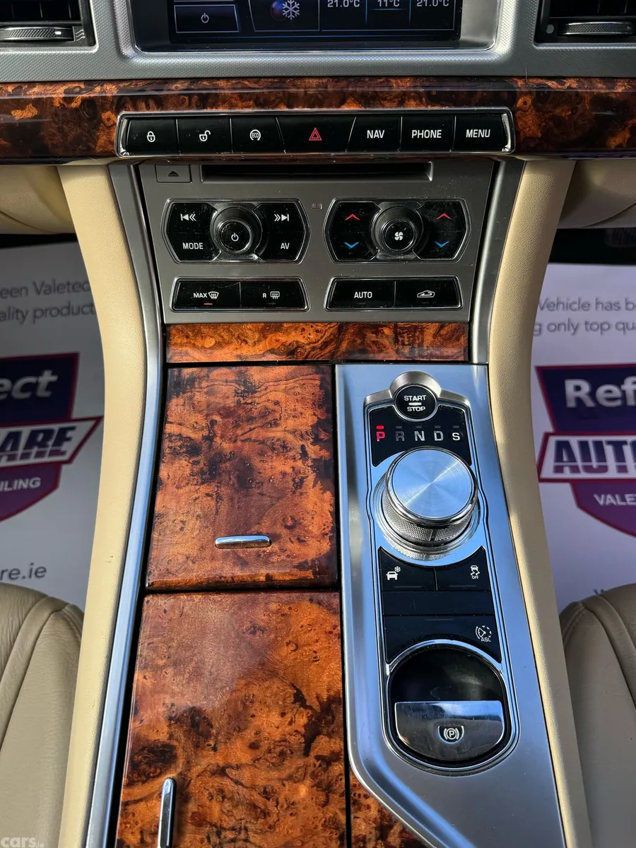Jaguar XF Saloon, Diesel, 2013, Blue