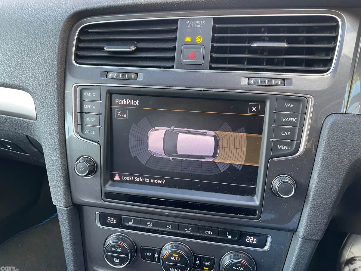 Volkswagen Golf Hatchback, Electric, 2015, Silver