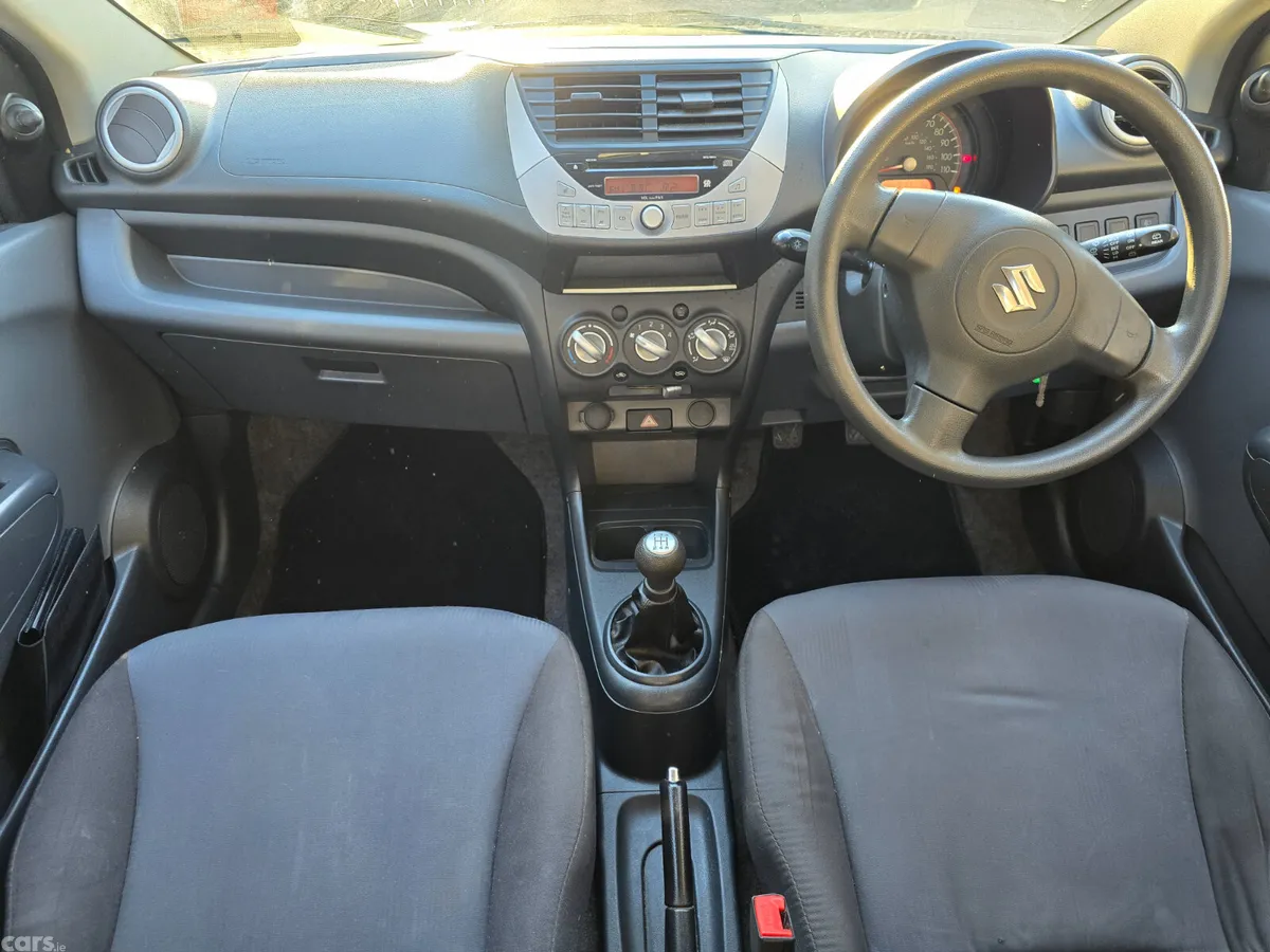 Suzuki Alto Hatchback, Petrol, 2014, White