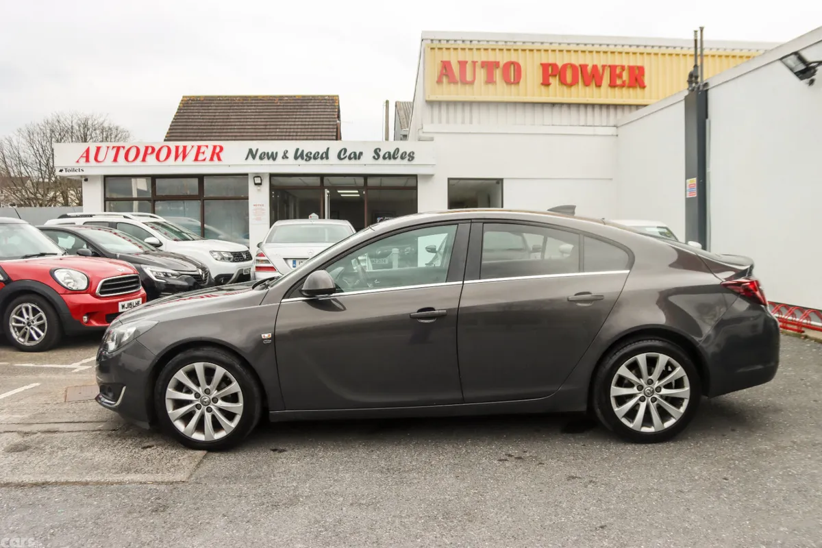 Vauxhall Insignia Hatchback, Diesel, 2016, Grey