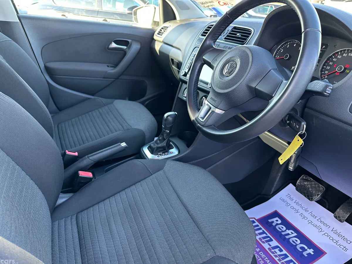 Volkswagen Polo Hatchback, Petrol, 2013, White