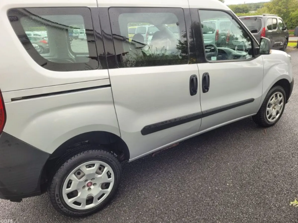 Fiat Doblo MPV, Petrol, 2017, Silver