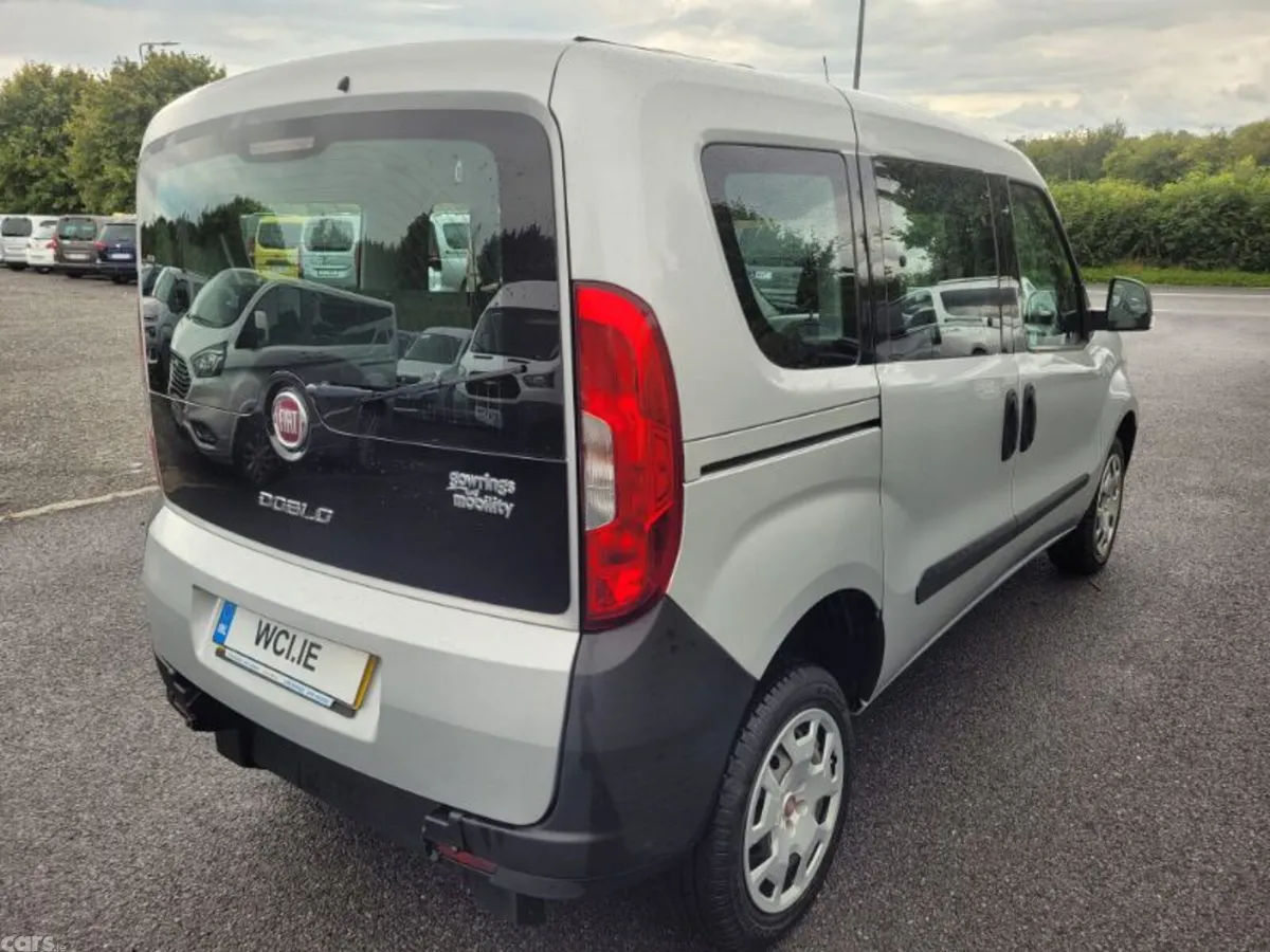 Fiat Doblo MPV, Petrol, 2017, Silver
