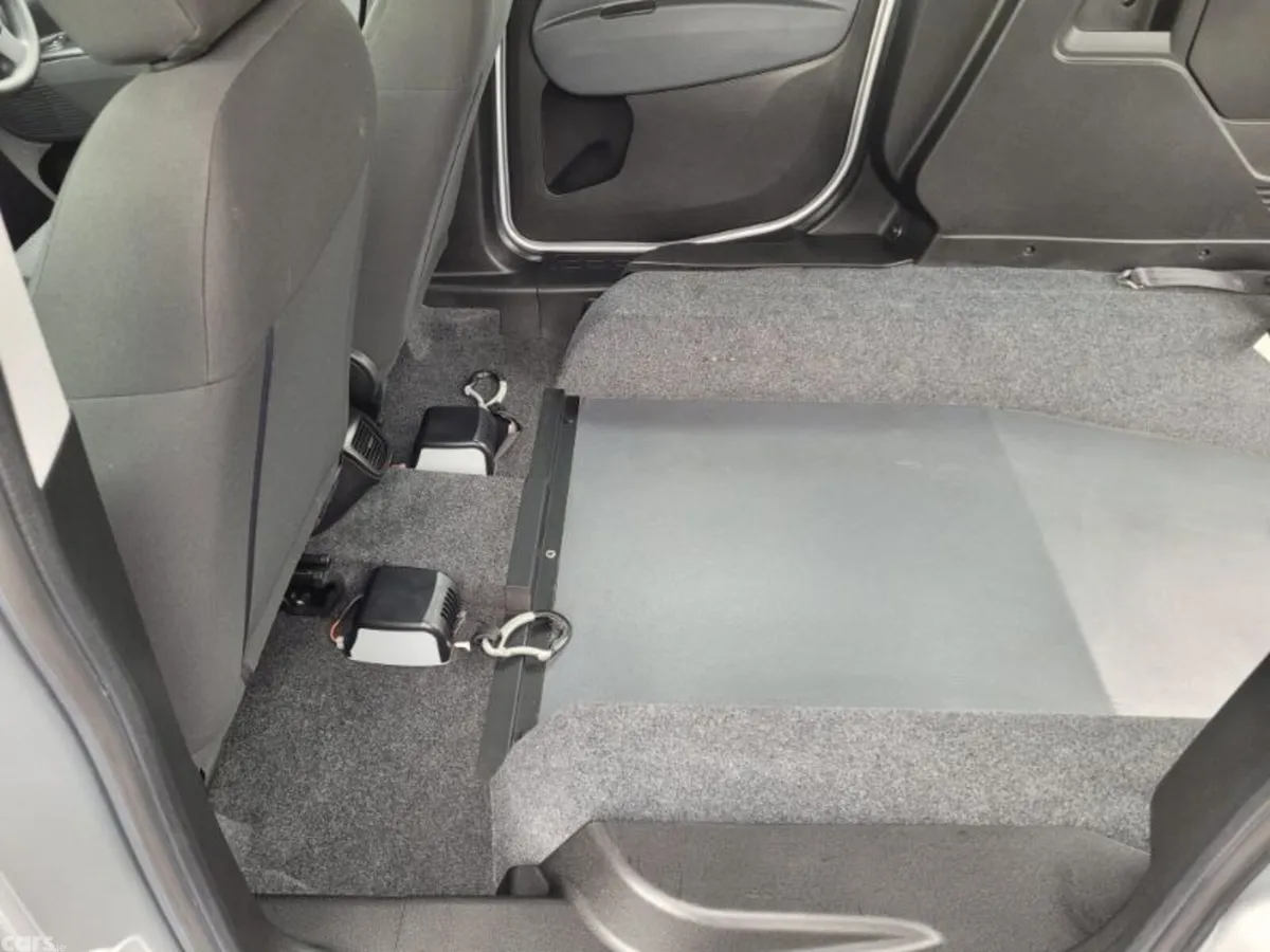Fiat Doblo MPV, Petrol, 2017, Silver